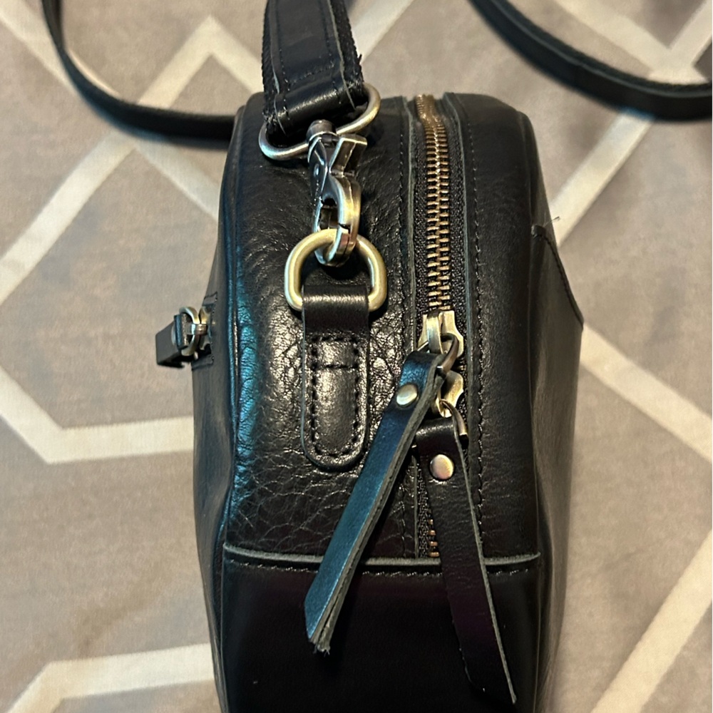Elegant Black Round Leather Crossbody Bag by S-zone - Picture 2 of 11